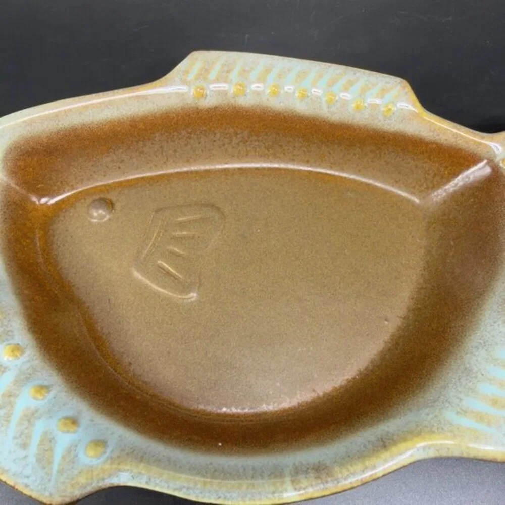 Vintage Hand Made Pottery Fish Shaped‎ Dish Bowl Container USA Pottery Stoneware